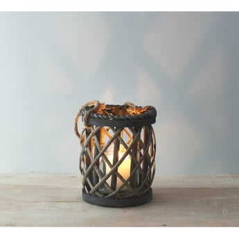 Lattice lantern